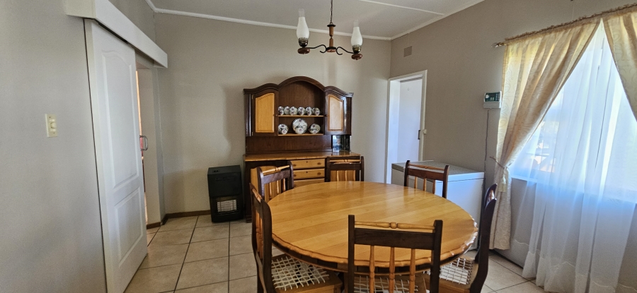 4 Bedroom Property for Sale in Monument Heights Northern Cape